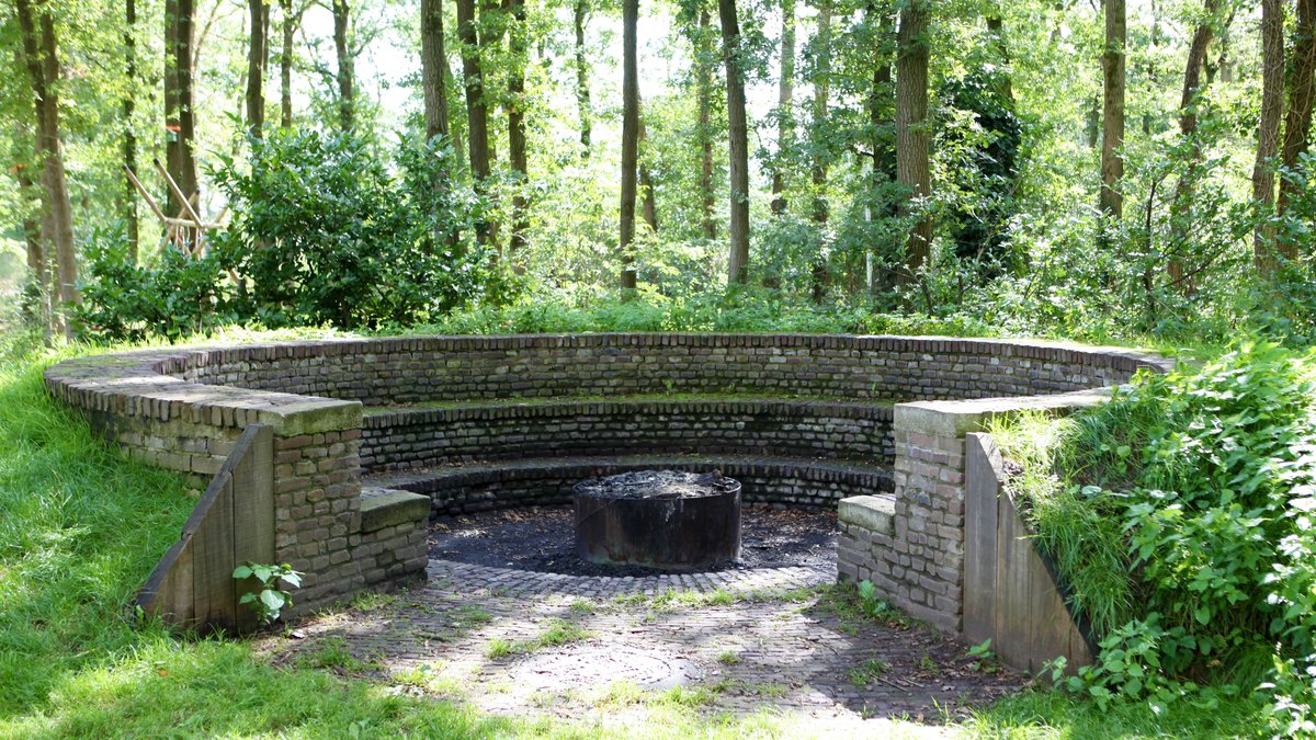 De kampvuurkuil